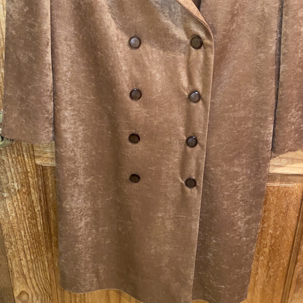 Coat - Picture 3 of 5